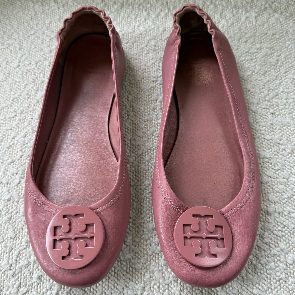Tory Burch Reva Ballet Flats Peony Pink Logo Medallion Scrunch Back - Picture 4 of 9
